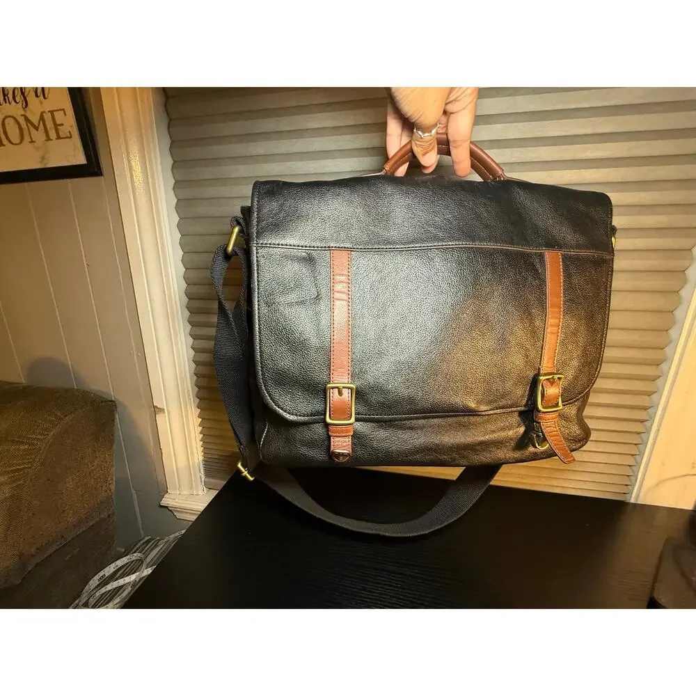 Fossil Black Leather Messenger Laptop Bag Briefcase Crossbody Work Satchel